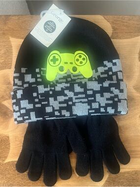 George Kids Gamer Beanie & Gloves Set – Size M/L (7–16) – New With Tags